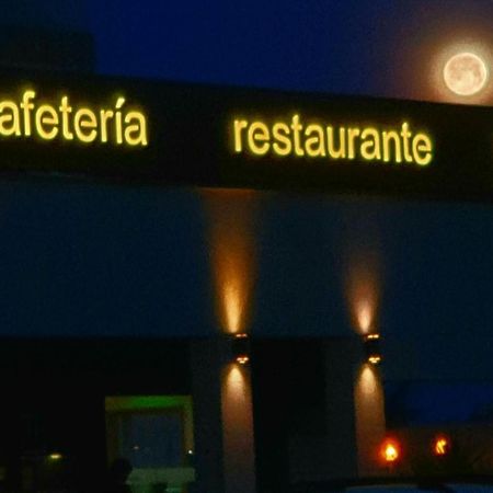 Hotel Moya Navalmoral De La Mata Eksteriør bilde