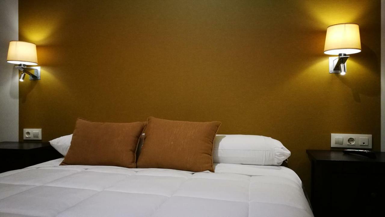 Hotel Moya Navalmoral De La Mata Eksteriør bilde