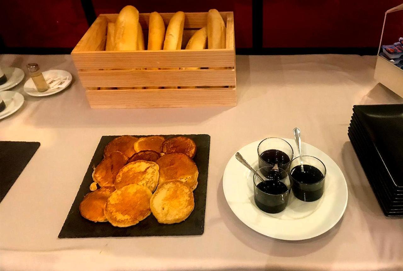 Hotel Moya Navalmoral De La Mata Eksteriør bilde